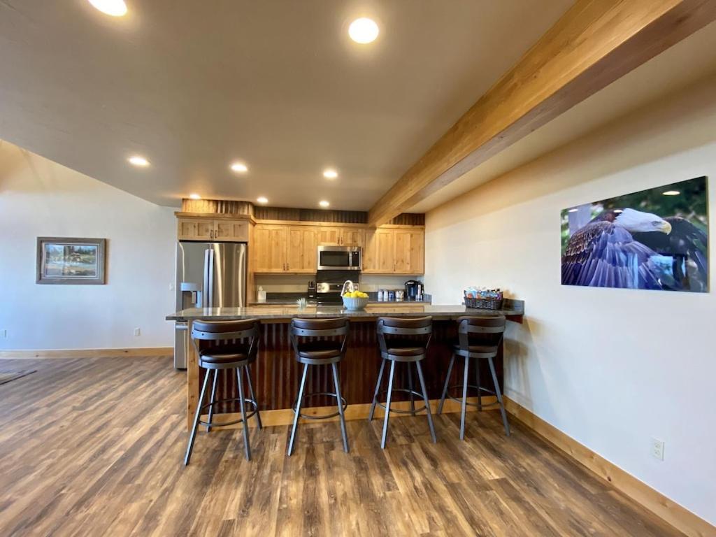 Townhome Next To Clubhouse In Exclusive Eagle Bend - The Glacier Bigfork Bagian luar foto