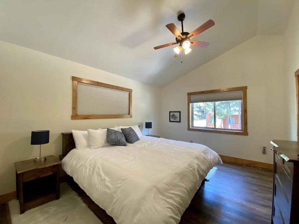 Townhome Next To Clubhouse In Exclusive Eagle Bend - The Glacier Bigfork Bagian luar foto